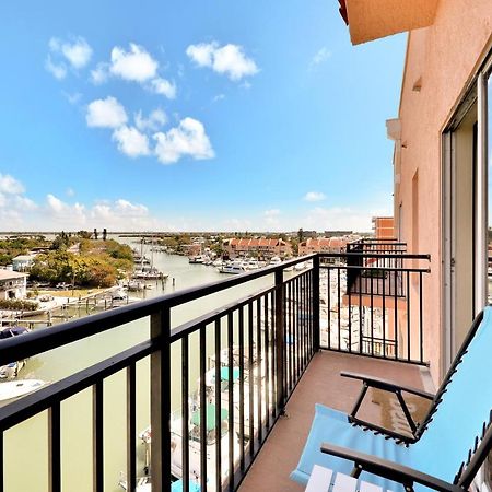Bay Front Oasis Apartment Сейнт Пийт Бийч Екстериор снимка