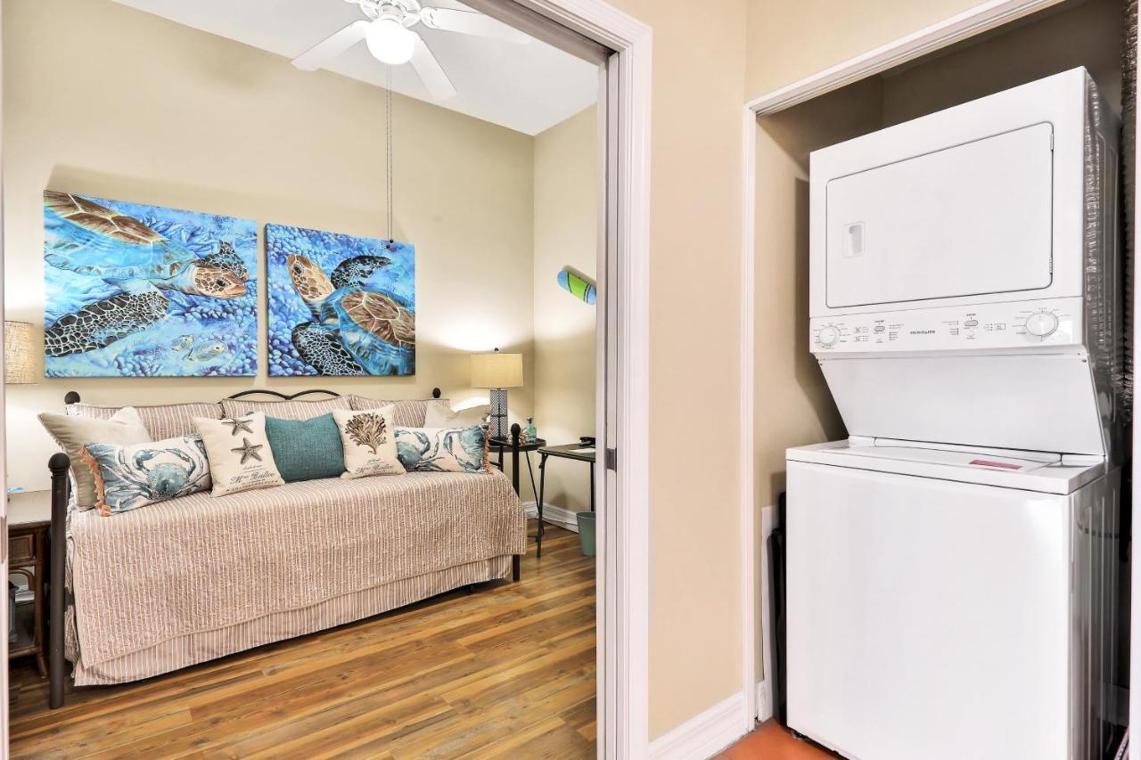 Bay Front Oasis Apartment Сейнт Пийт Бийч Екстериор снимка