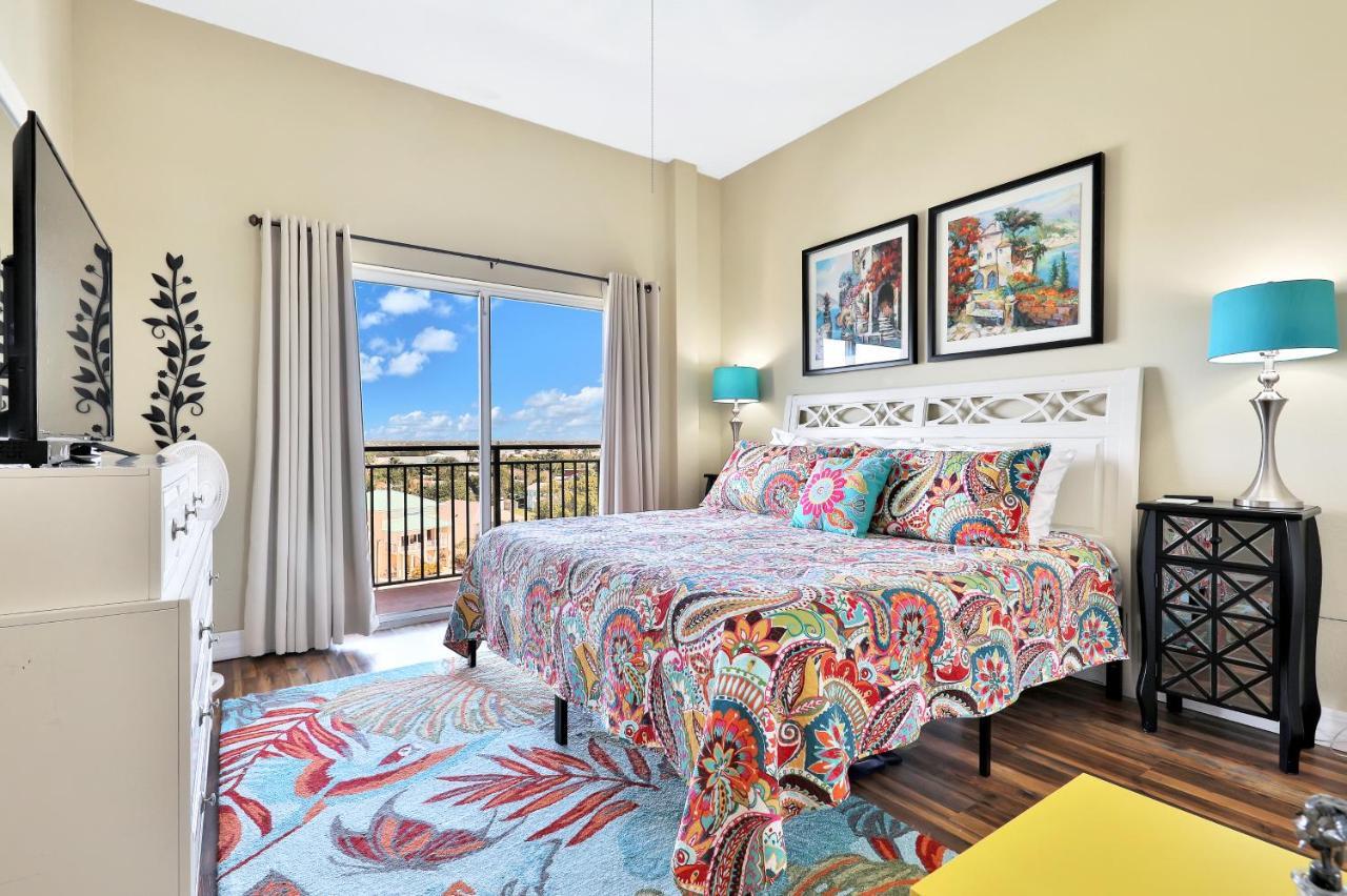 Bay Front Oasis Apartment Сейнт Пийт Бийч Екстериор снимка